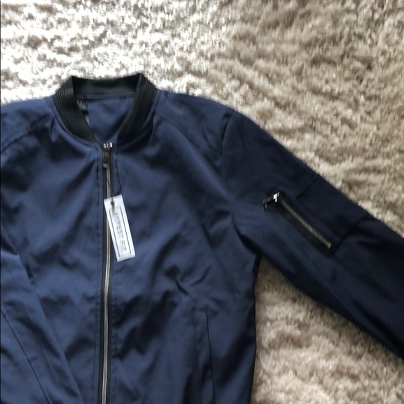 Bomber jacket - Picture 3 of 5